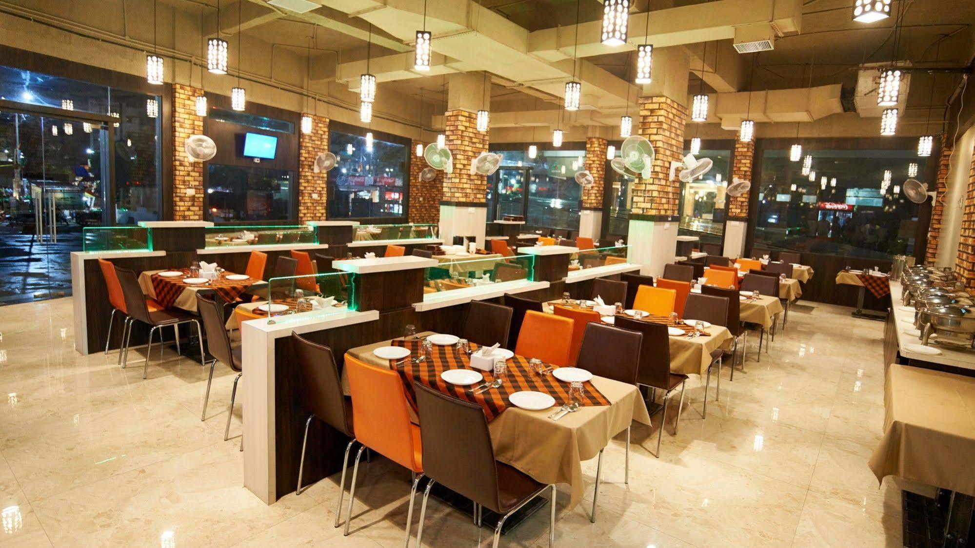 Hotel Golden View Shirdi Exterior foto